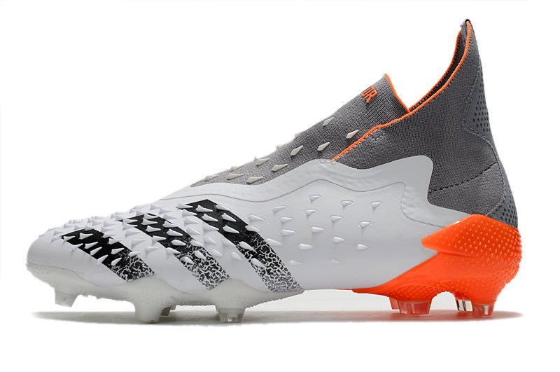 Adidas Predator Freak+ FG – Blanc Acier Métallique Rouge Solaire - FootXPert