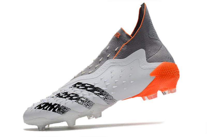 Adidas Predator Freak+ FG – Blanc Acier Métallique Rouge Solaire - FootXPert